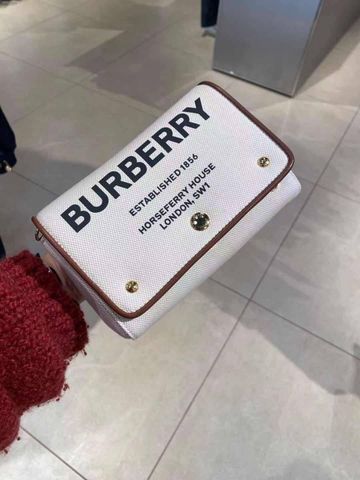 Burberry 80266081