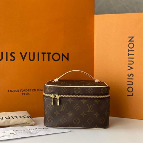 Louis Vuitton M44495