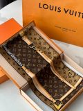 Khăn Louis Vuitton Monogram Confidential Square 90 M78666