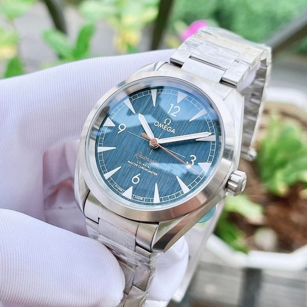 Omega Railmaster 22010402003001 Size