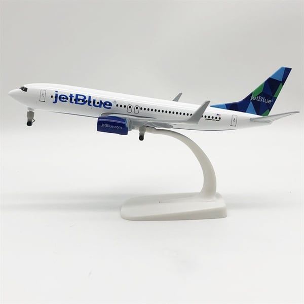 Mô hình máy bay JetBlue Airways Boeing B737 có bánh xe 20cm MB20068