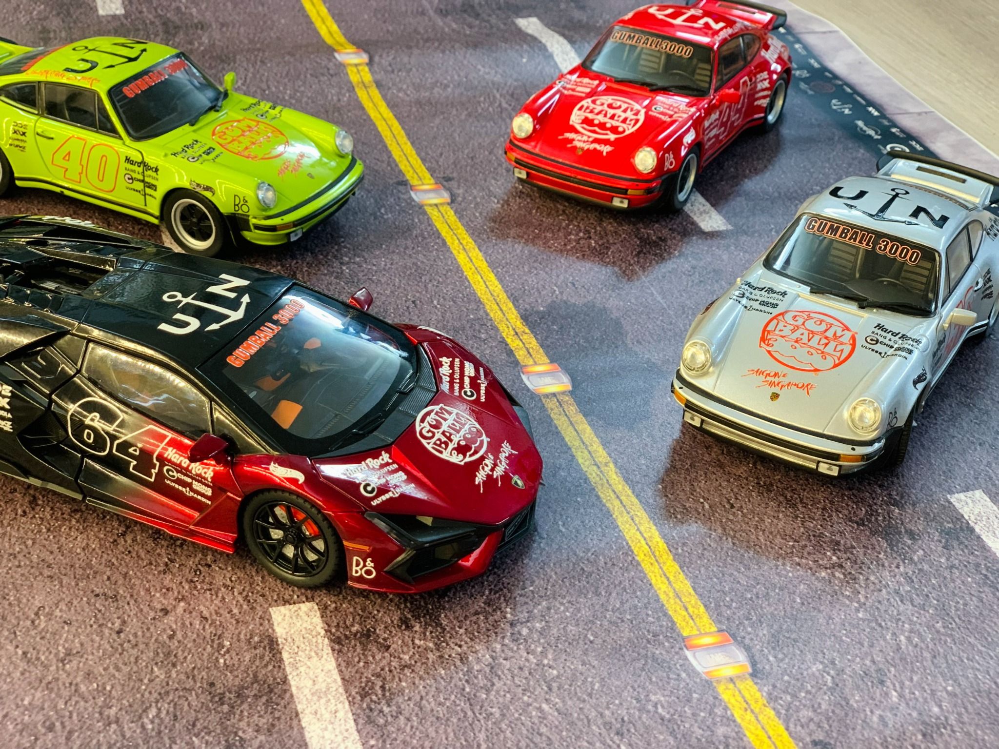 Diorama mặt đường/ bãi đỗ xe parking in PP Gumball3000 cán mờ chống nước bụi bẩn khổ dài 60 - 120cm cho xe mô hình 1:24 DR044