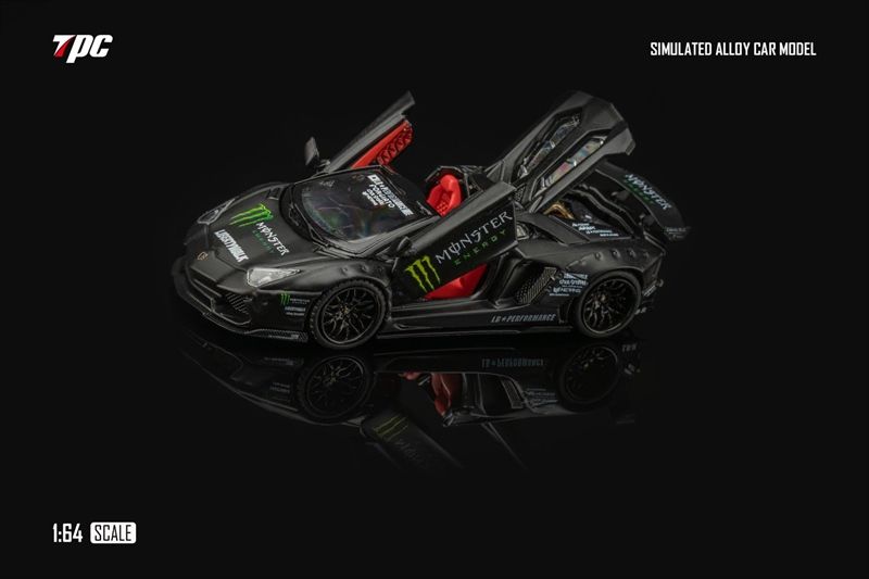 Mô hình xe LB-WORKS Lamborghini Aventador Roadster Monster bản sự kiện HEC2025 tỉ lệ 1:64 TPC OT64304