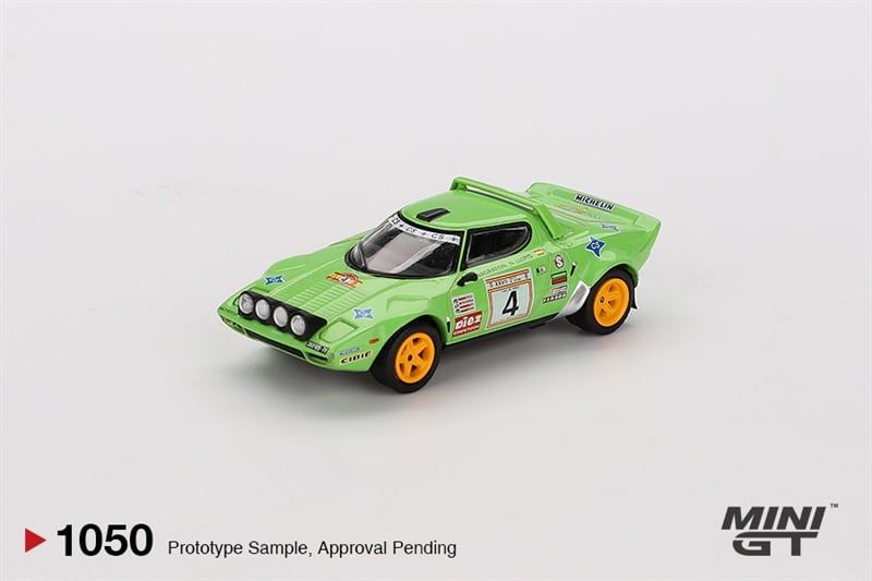 Mô hình xe Lancia Stratos HF #4 1979 Spanish Rally Champion card tỉ lệ 1:64 MiniGT MGT01050-BL