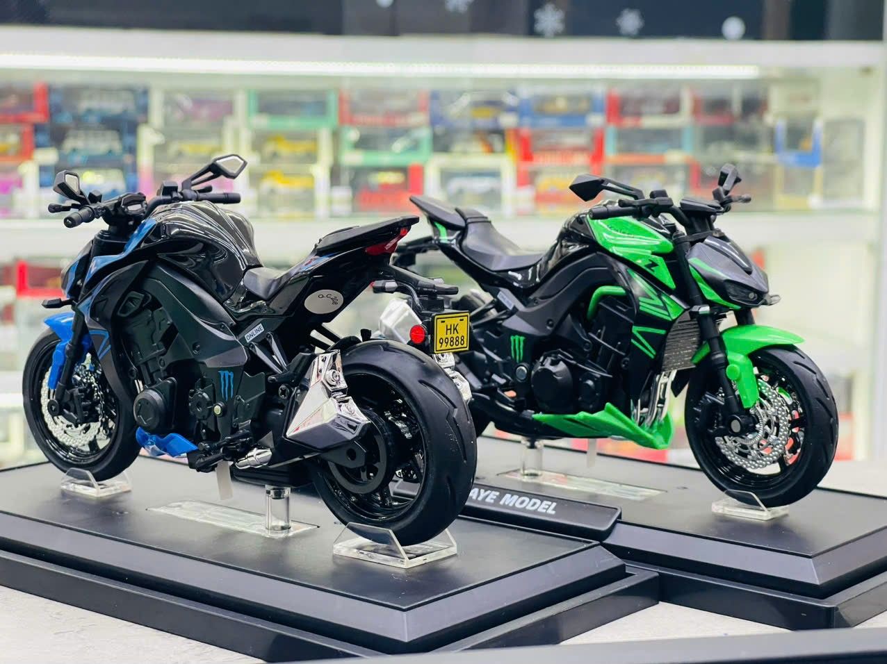 Mô hình xe mô tô Kawasaki Ninja Z1000 có ben nâng tỉ lệ 1:12 Jiaye model MT12015