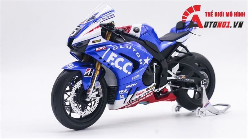 Mô hình xe cao cấp Honda CBR1000RR F.C.D TSR France 2020 1:12 Tamiya D097D