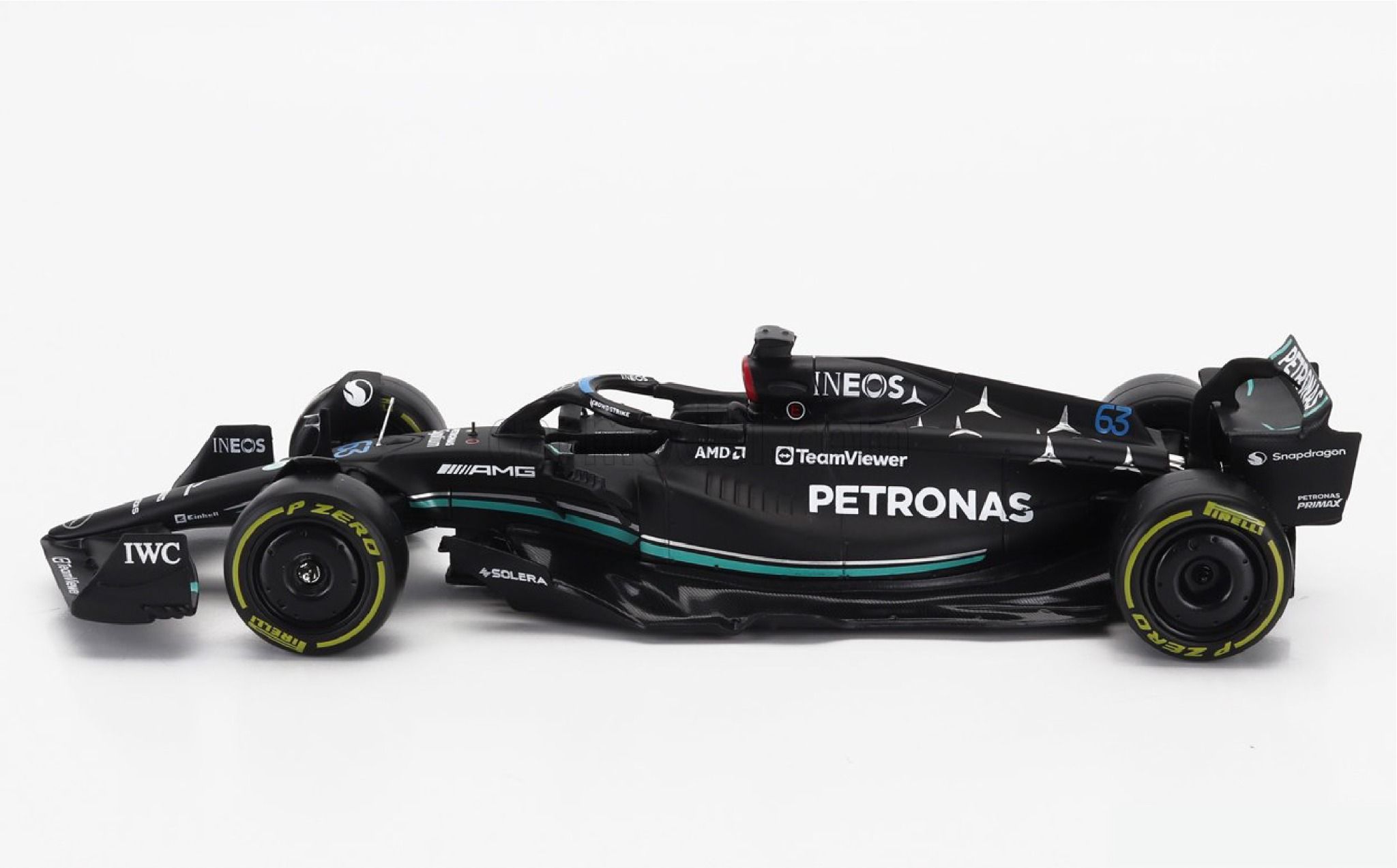 Mô hình xe đua F1 Formula Mercedes Benz Petronas 2023 W14 có figure rời tỉ lệ 1:24 Bburago 18-28037 OT24059