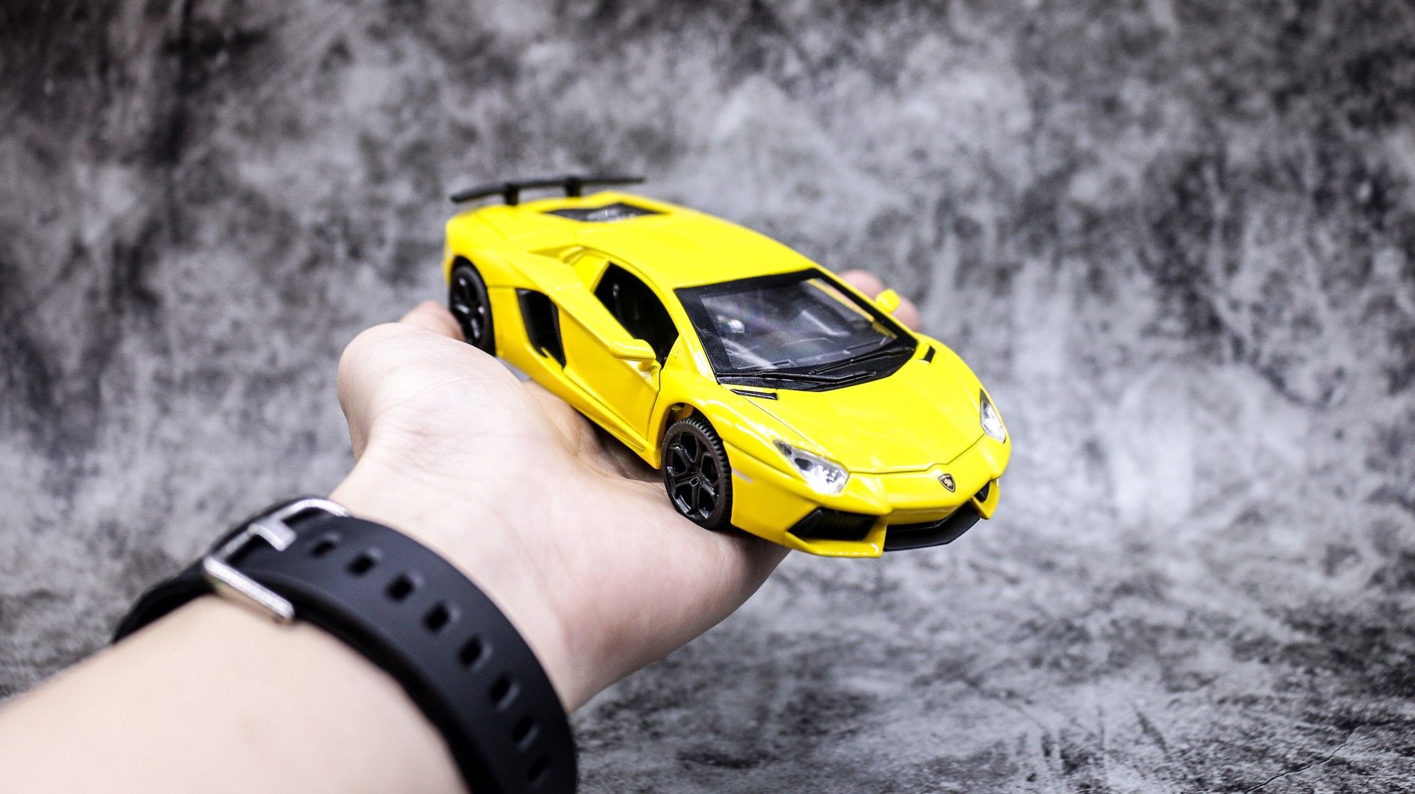  Mô hình xe Lamborghini Aventador LP740 tỉ lệ 1:32 Ty Models OT306 