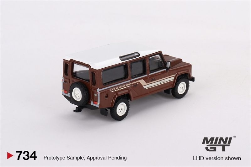Mô hình xe Land Rover Defender 110 1985 County Station Wagon Russet Brown tỉ lệ 1:64 MiniGT MGT00734