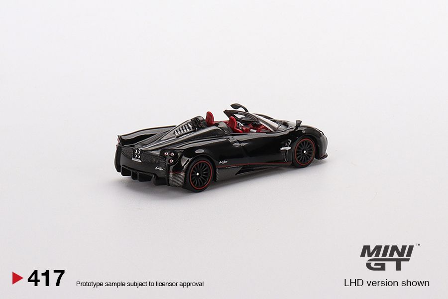 Mô hình xe Pagani Huayra Roadster Black tỉ lệ 1:64 MiniGT