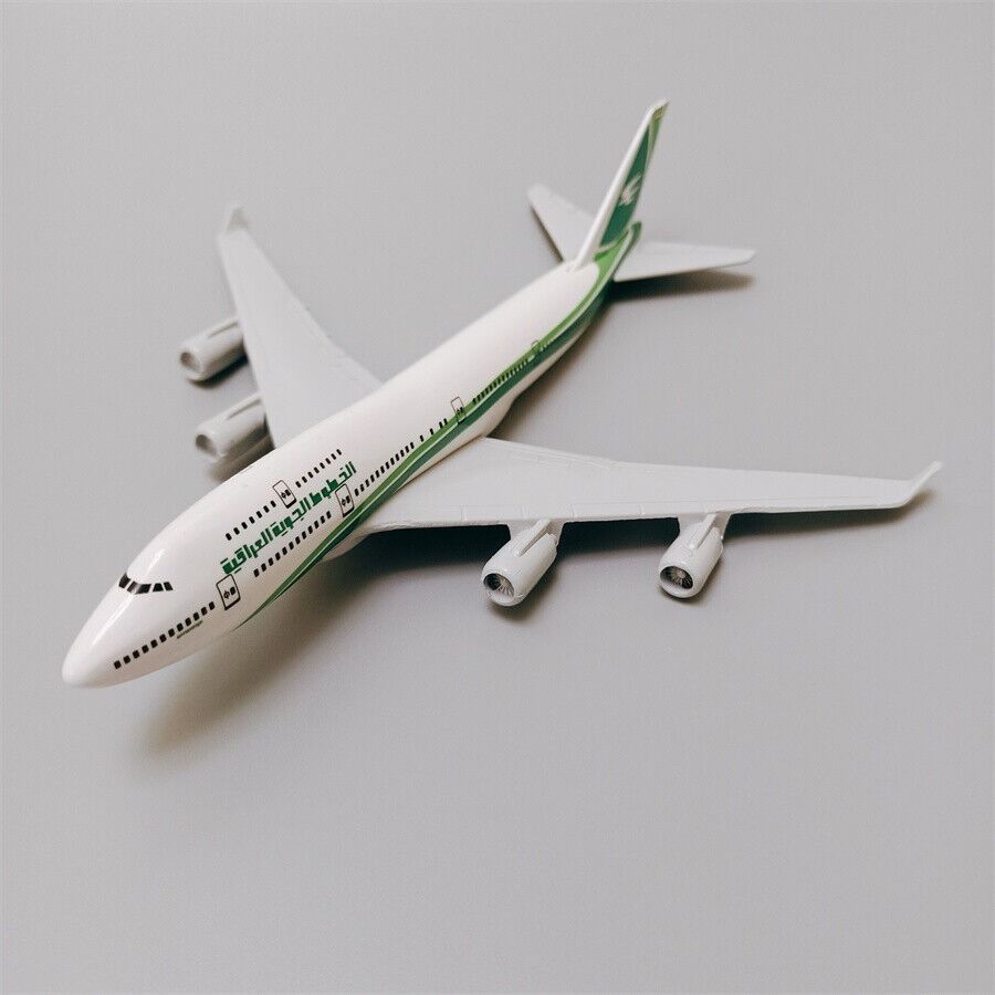 Mô hình máy bay Iraqi Airways Boeing B747 16cm MB16027