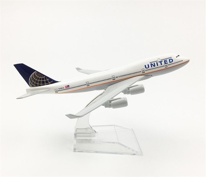 Mô hình máy bay United Airlines Boeing B747 16cm MB16017