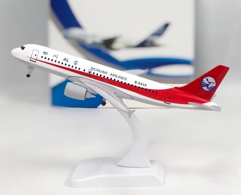 Mô hình máy bay China Shichuan Airlines Airbus A320 B-6771 20cm MB20009