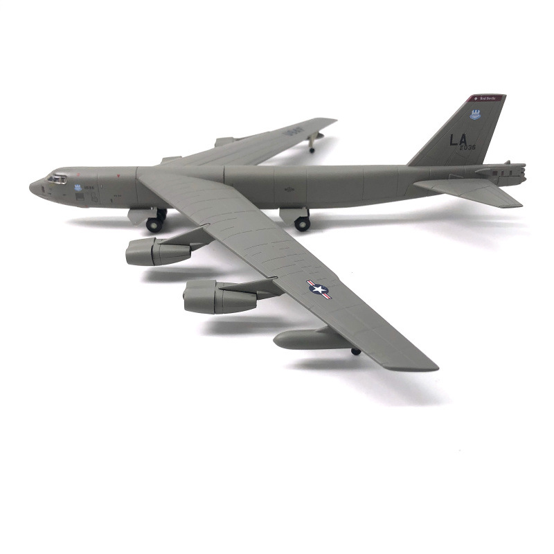 Mô hình máy bay vận tải quân sự USAF B52 AMERICAN tỉ lệ 1:200 Ns models MBQS020