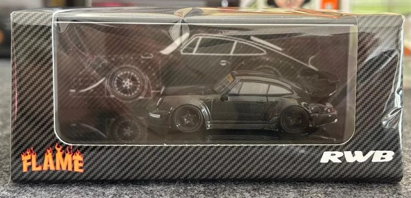 Mô hình xe Porsche 964 Rauh welt RWB full carbon + đế carbon tỉ lệ 1:64 Flame model OT64251