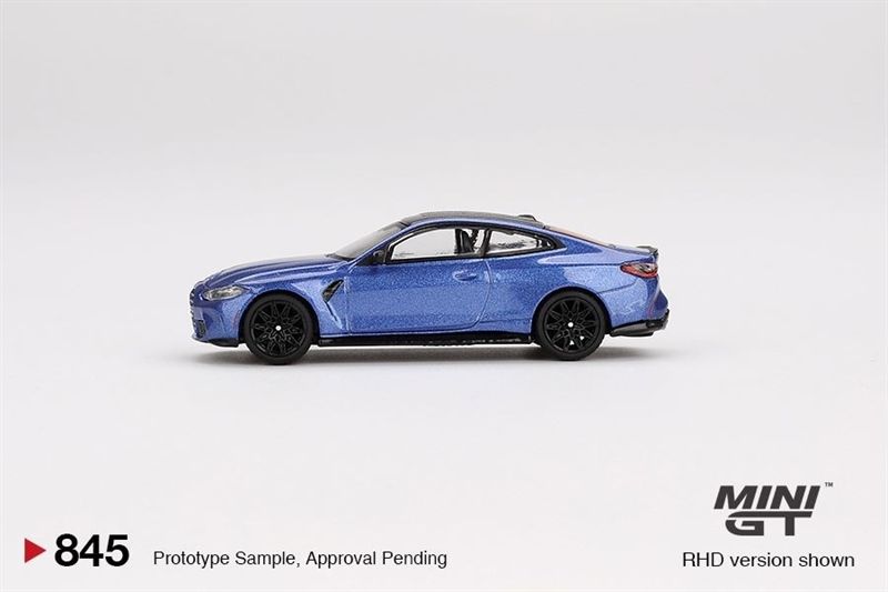 Mô hình xe BMW M4 Competition (G82) portimao Blue card tỉ lệ 1:64 minigt MGT00845-BL