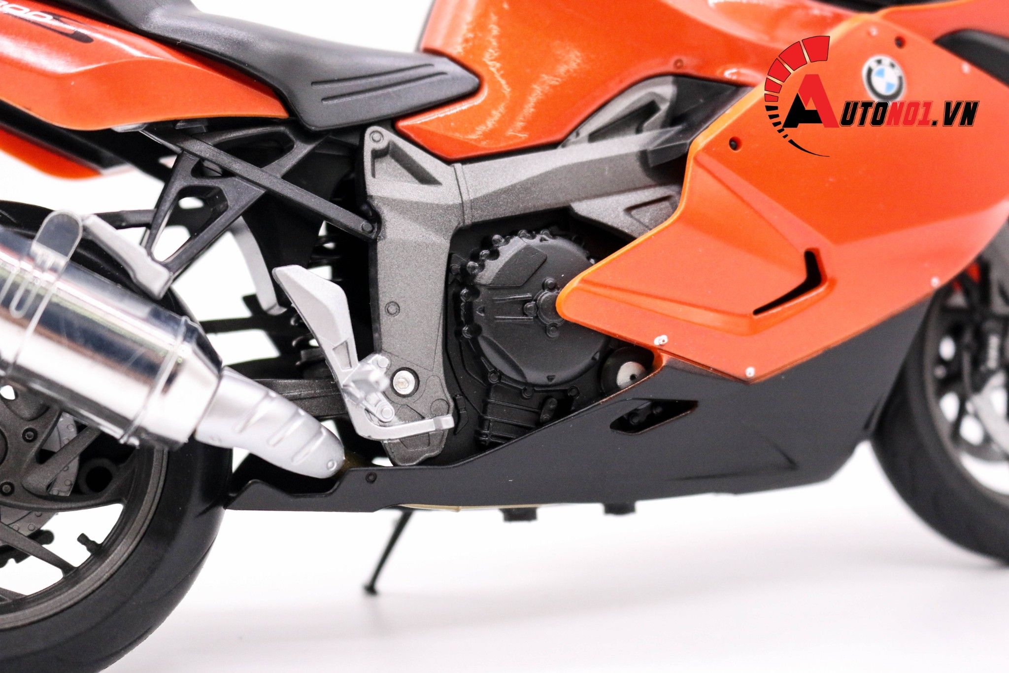  Mô hình xe Mô tô BMW K1300S orange 1:10 Welly 1745 