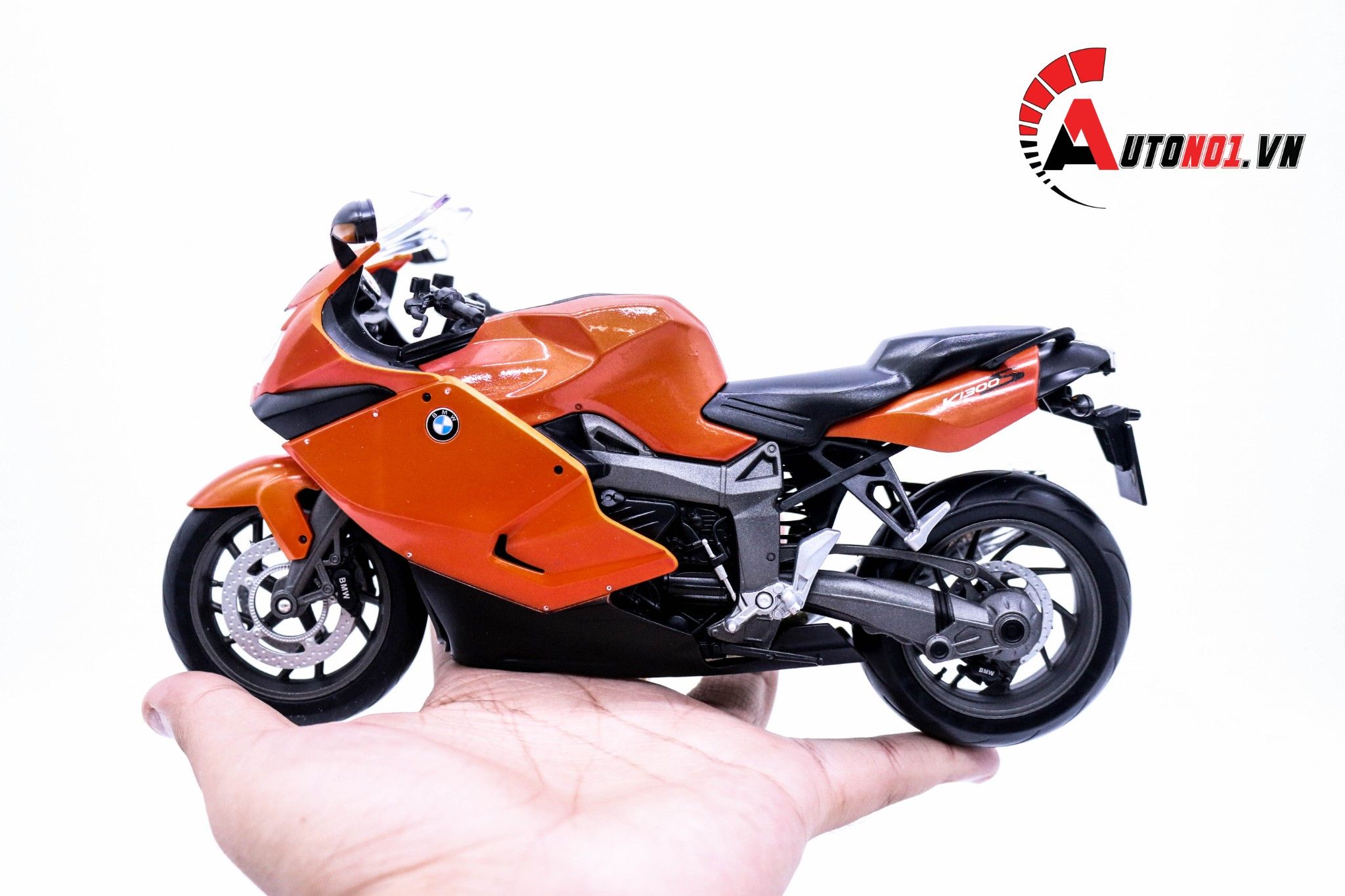  Mô hình xe Mô tô BMW K1300S orange 1:10 Welly 1745 