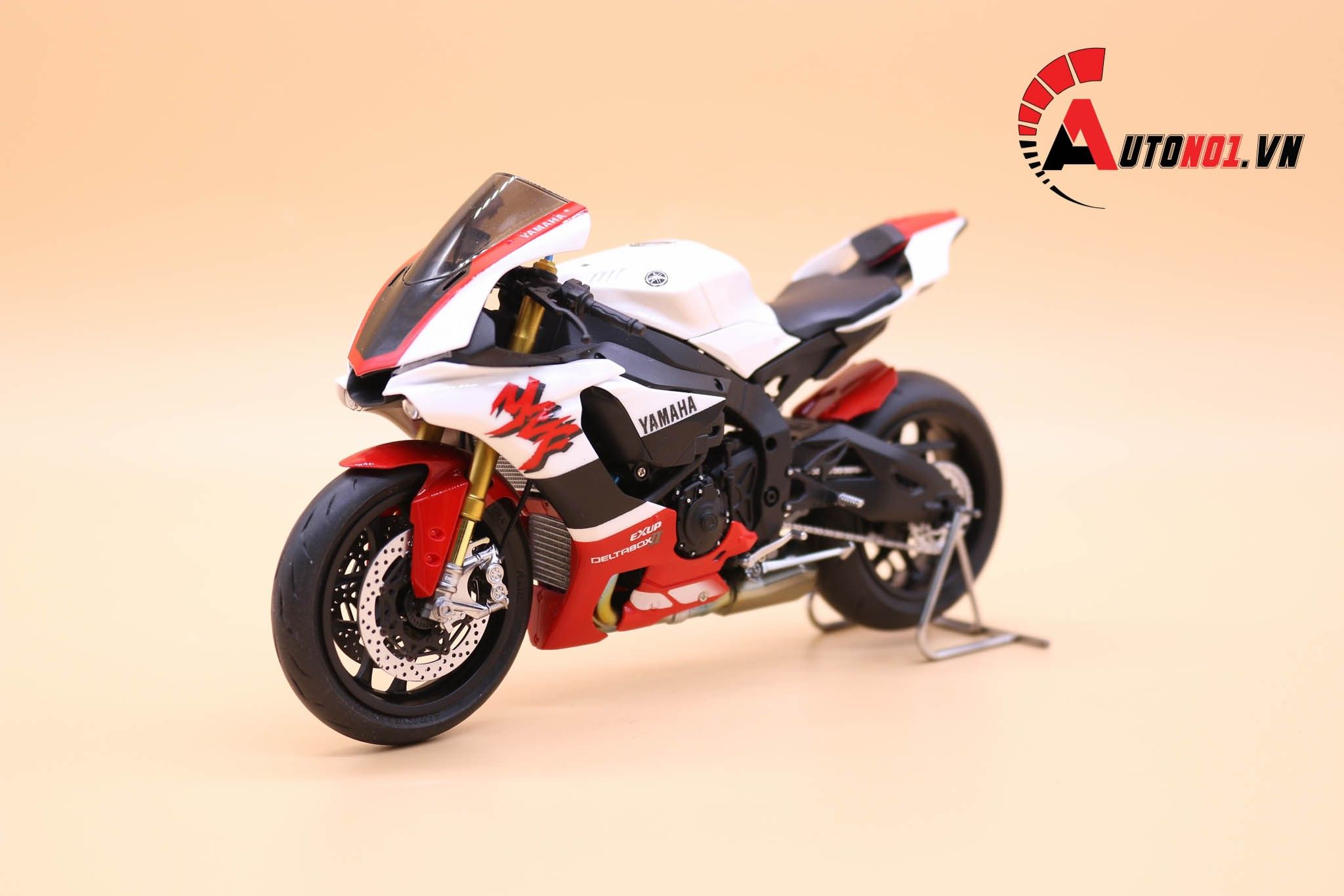 Mô hình xe Yamaha Yzf R1m Anniversary 1:12 Tamiya D032