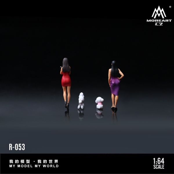 Mô hình nhân vật figure bộ 2 nhân vật nữ và 2 cún - Dog walking girl dolla set resin tỉ lệ 1:64 MoreArt MO223053