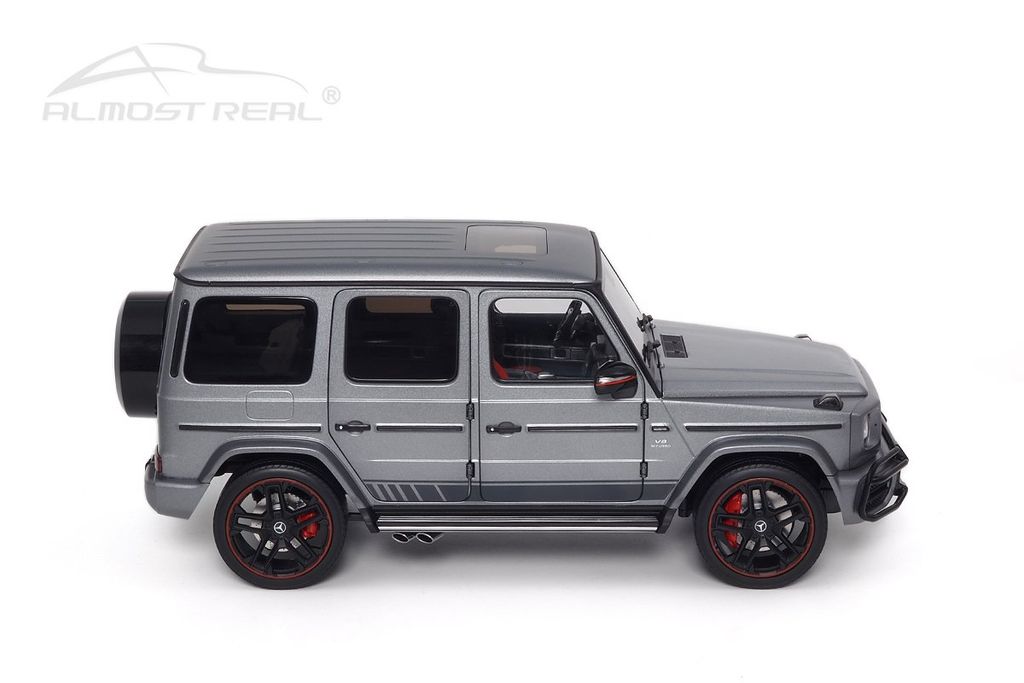 Xe mô hình Mercedes-Benz Amg G63 tỉ lệ 1:18 Almost Real 8100