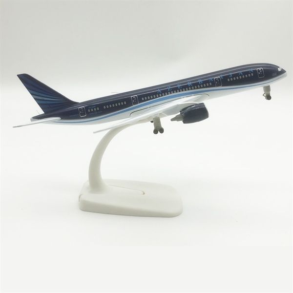Mô hình máy bay Azerbaijan Boeing B787 có bánh xe kích thước 20cm MB20109