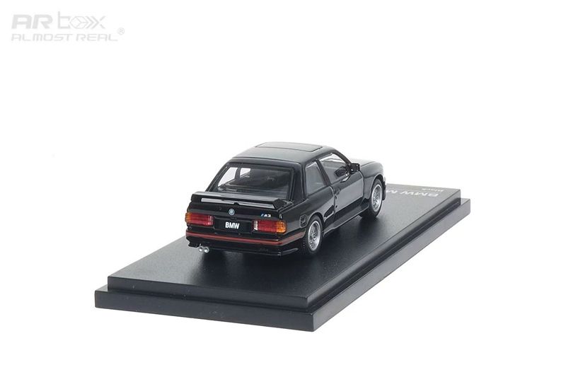 Mô hình xe BMW 3 Series 3 Series M3 1st generation Mk1 E30 Sedan version tỉ lệ 1:64 AR box OT64392