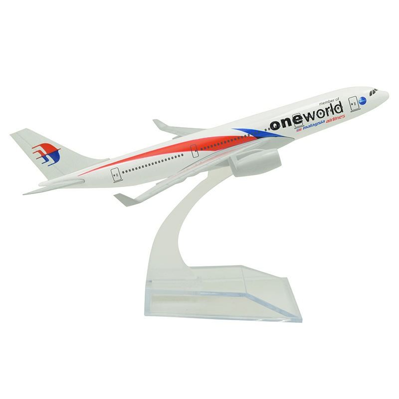 Mô hình máy bay Malaysia Airline One World Airbus A330 16cm MB16117