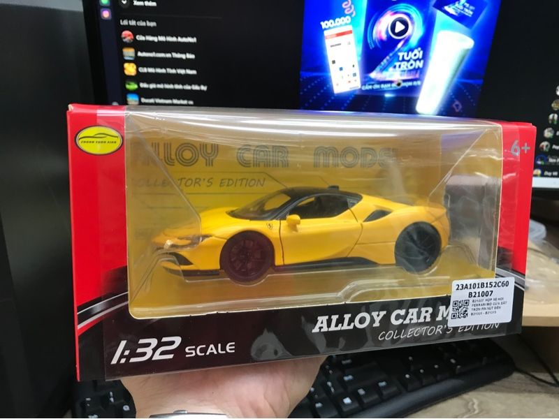 Mô hình xe Ferrari Sf90 Stradale full open, có đèn và âm thanh 1:32 Alloy Model OT265