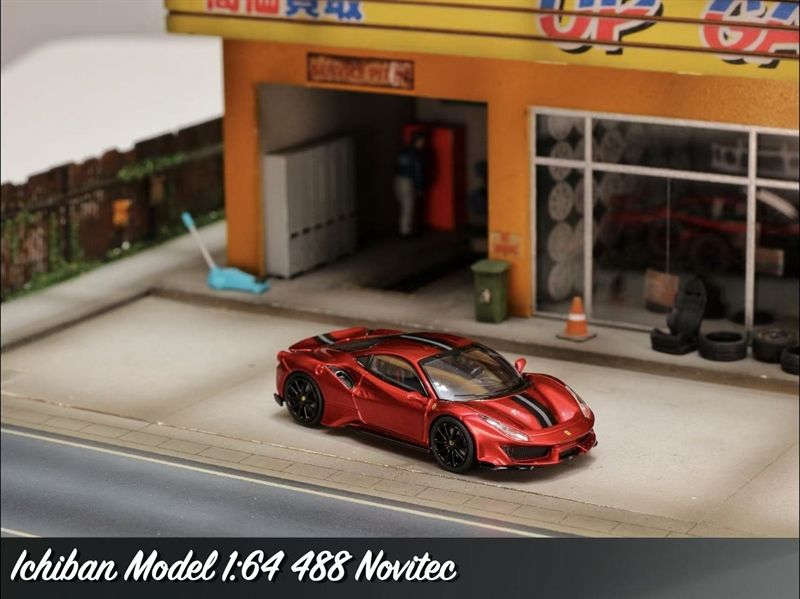 Mô hình xe Ferrari 488 Novitec mở được nắp máy sau limited 399pcs tỉ lệ 1:64 Ichiban model OT64250
