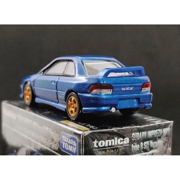 Mô hình xe Subaru Impreza WRX Type R Sti Version No.30 tỉ lệ 1:64 Tomica Premium 270751
