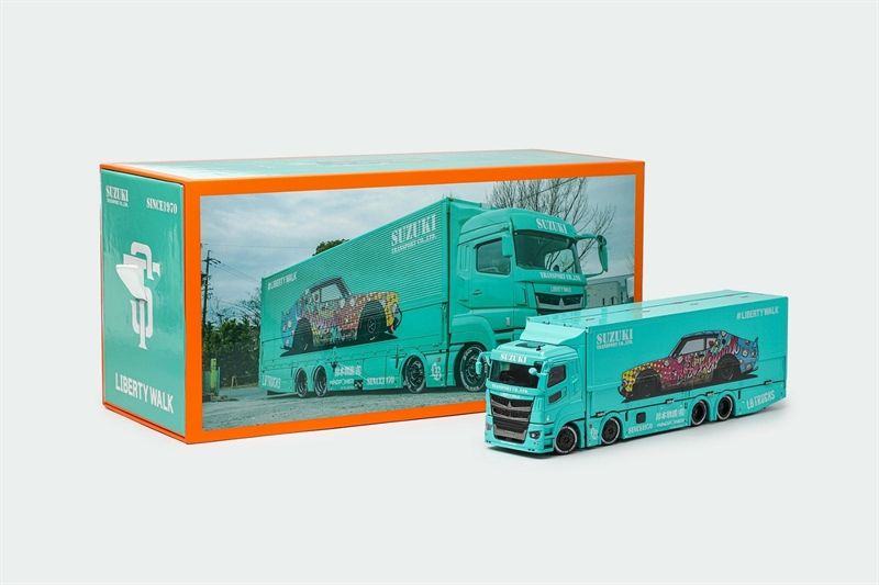 Mô hình xe Mitsubishi Fuso Super Great Transport LBWK Blue Truck tỉ lệ 1:64 GCD OT64189