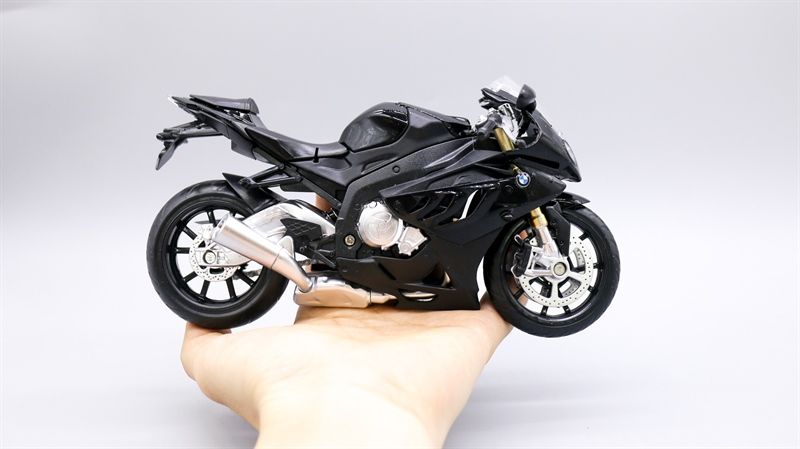 Mô hình xe Bmw s1000rr 2019 1:12 MSZ 7222
