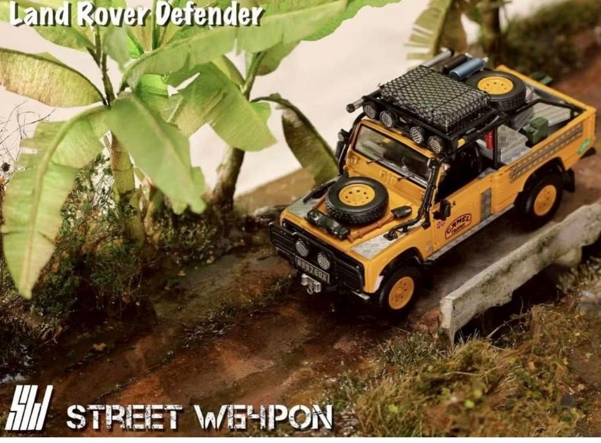 Mô hình x e Land Rover Defender 90 pick up Tomb Raider Angelina Jolie limited 500pcs tỉ lệ 1:64 Street weapon OT64135