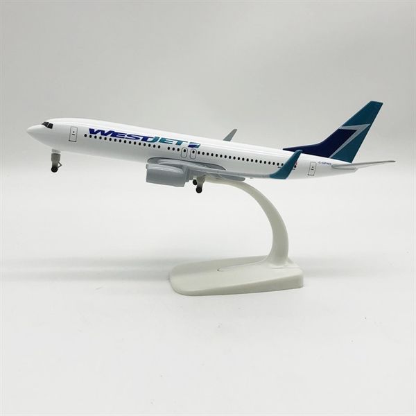 Mô hình máy bay WestJet Boeing B737 có bánh xe 20cm MB20067