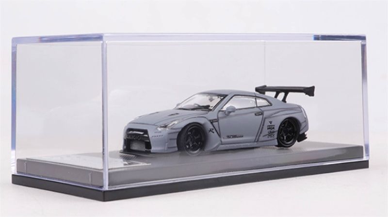Mô hình xe Nissan GTR-R35 Rocket Pandem LBWK tỉ lệ 1:64 có đế và hộp mica BBS OT64029
