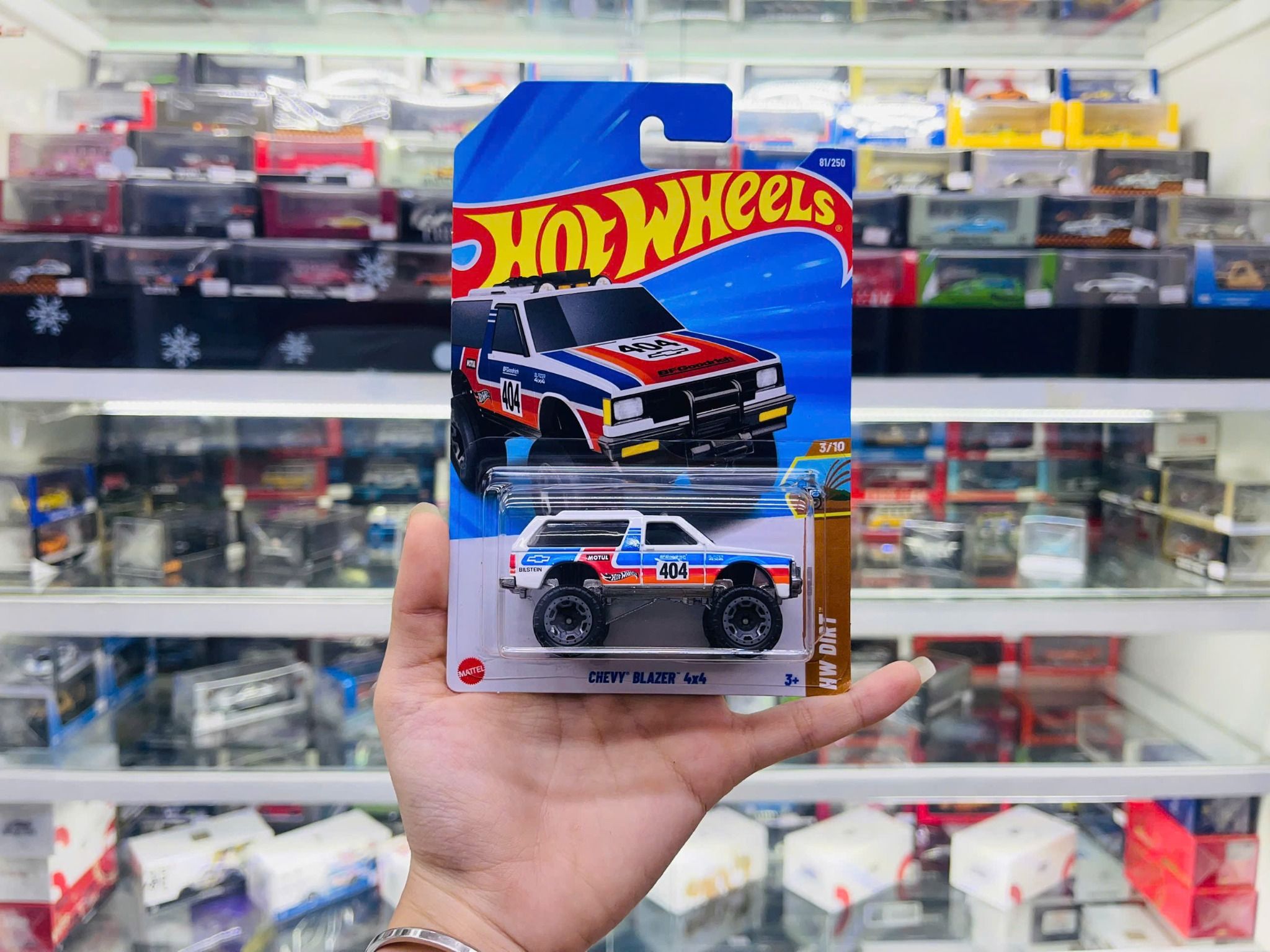 Đồ chơi mô hình xe Hot wheels kim loại có bản quyền chính hãng tỉ lệ 1:64 C4982