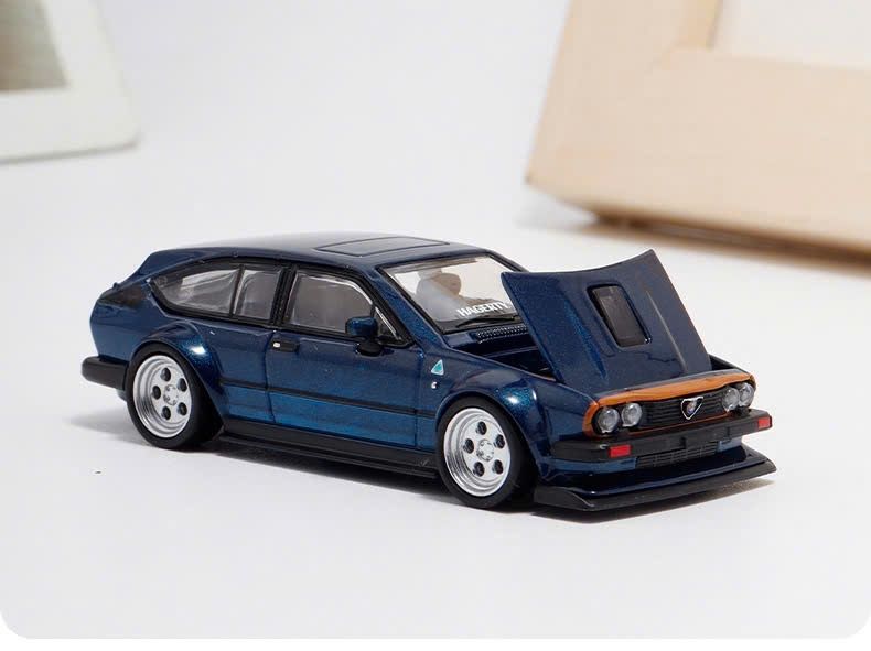 Mô hình xe Alfa Romeo GTV6 tỉ lệ 1:64 TPC MODEL OT64103