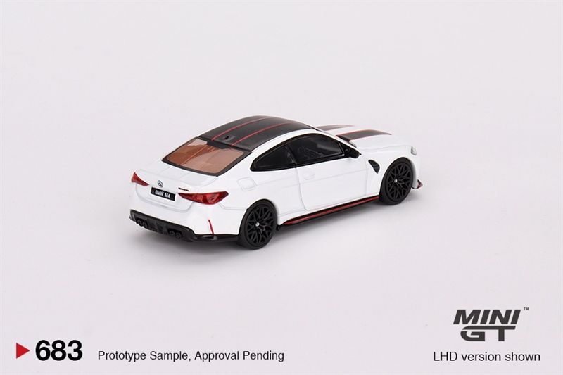 Mô hình xe BMW M4 CSL Alpine White tỉ lệ 1:64 MiniGT MGT00683