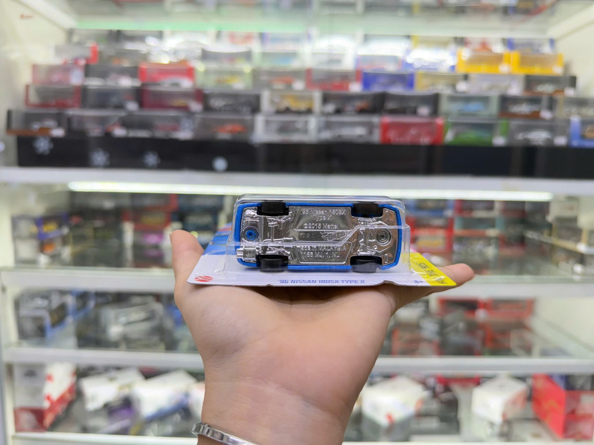 Đồ chơi mô hình xe Hot wheels kim loại có bản quyền chính hãng tỉ lệ 1:64 C4982