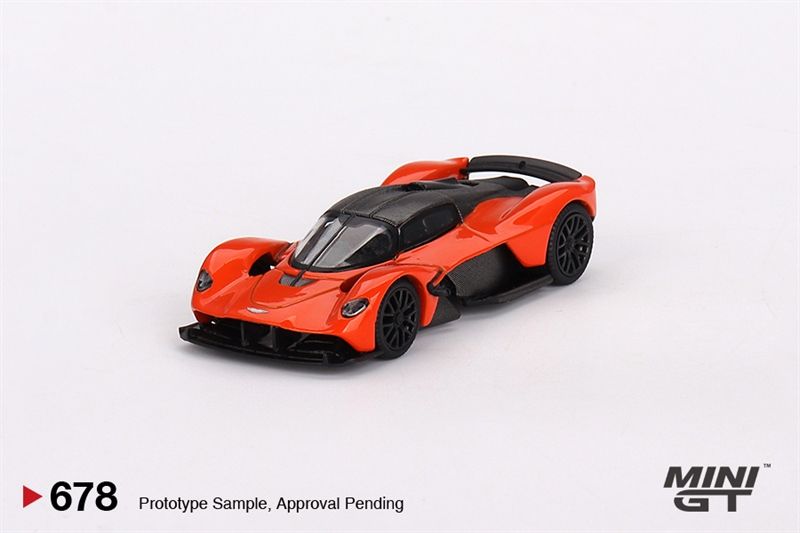 Mô hình xe Aston Martin Valkyrie Maximum Orange tỉ lệ 1:64 MiniGT MGT00678