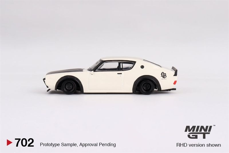 Mô hình xe ô tô Nissan Skyline Kenmeri Liberty Walk LBWK white tỉ lệ 1:64 MiniGT MGT00702