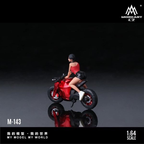 Mô hình nhân vật figure và xe mô tô Short Tail Transparent Redtỉ lệ 1:64 MoreArt MO222143