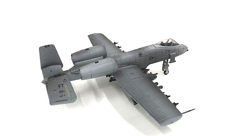 Mô hình máy bay chiến đấu USA Repubilc Fairchild A-10 Thunderbolt II phiên bản cũ tỉ lệ 1:100 Ns models MBQS050