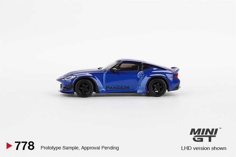 Mô hình xe ô tô Nissan Z Pandem Seiran Blue tỉ lệ 1:64 MiniGT MGT00778-CH