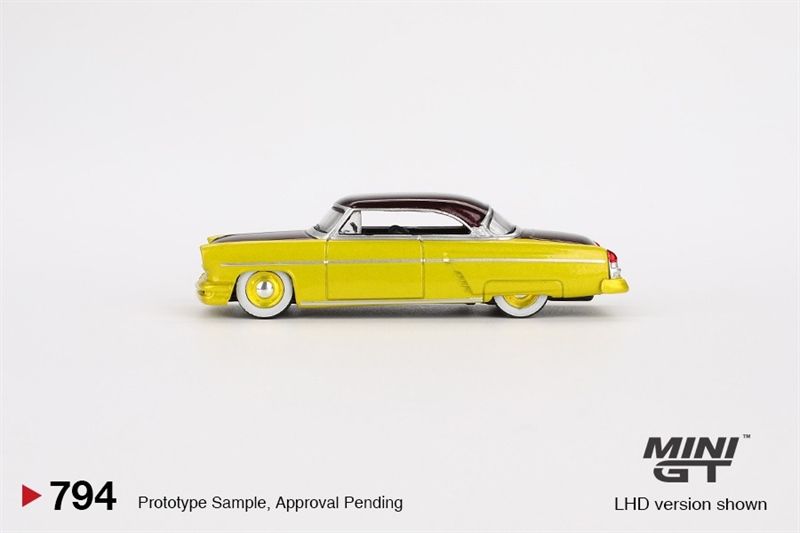 Mô hình xe Lincoln Capri Hot Rod 1954 Lime Yellow tỉ lệ 1:64 MiniGT MGT00794-CH