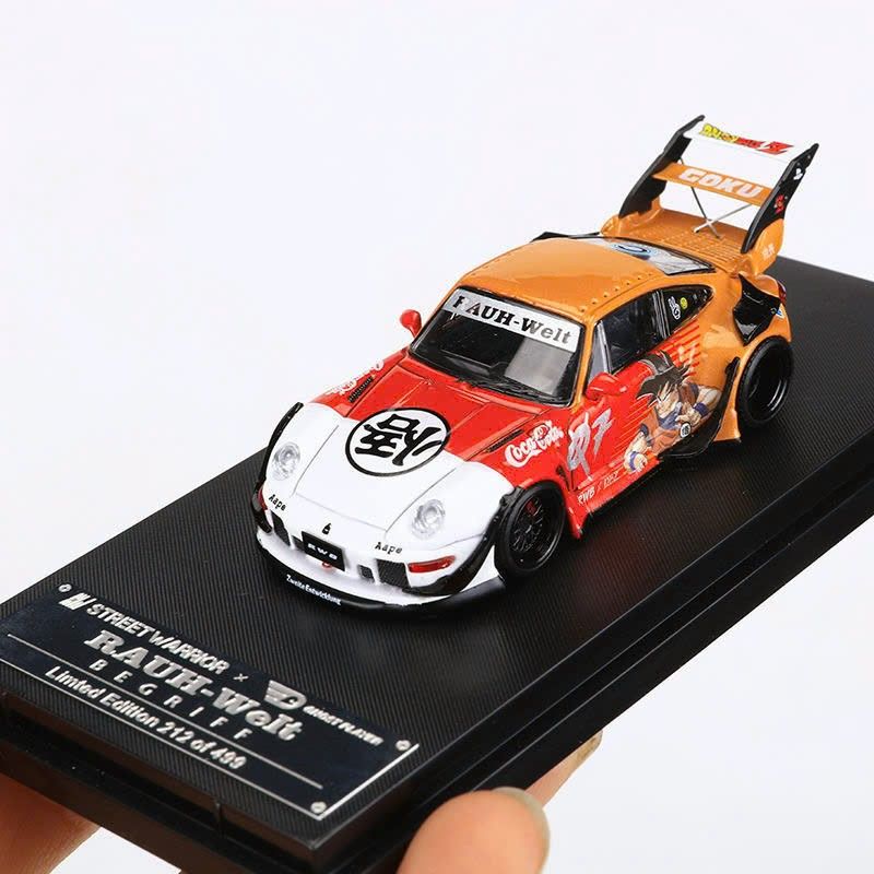 Mô hình xe Porsche 993 RWB Dragon Ball painting Wide Body Modified High Tail Wing có hộp mica tỉ lệ 1:64 Street Warrior SW-993-2