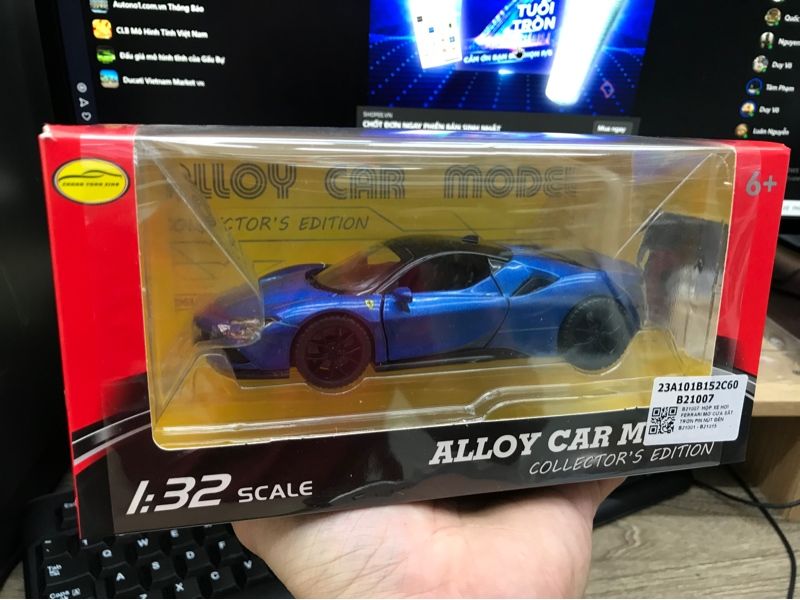 Mô hình xe Ferrari Sf90 Stradale full open, có đèn và âm thanh 1:32 Alloy Model OT265