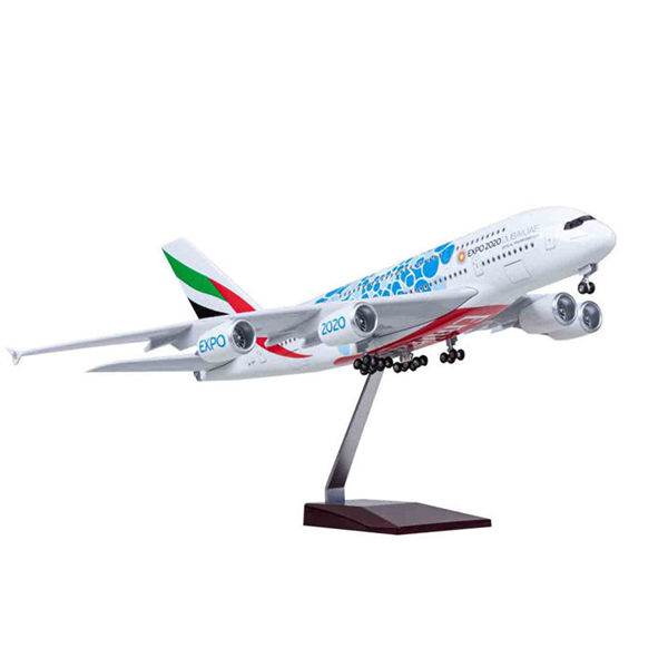Mô hình máy bay Emirates Expo 2020 Airbus A380 47cm có đèn led tự động theo tiếng vỗ tay hoặc chạm MB47063