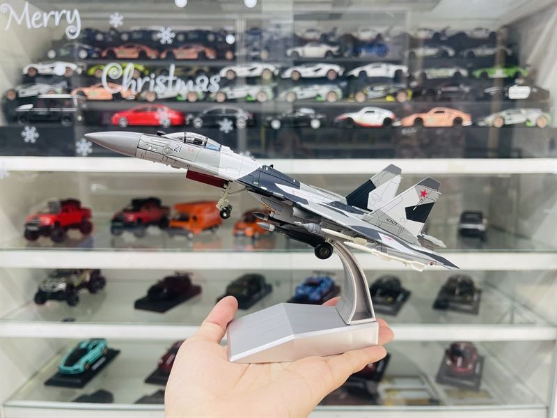 Thanh lý mô hình máy bay lỗi TL234